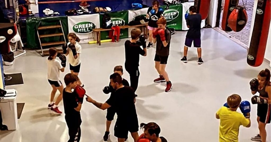 Gli studenti del Polo Bianciardi si allenano nella palestra Fight Gym
