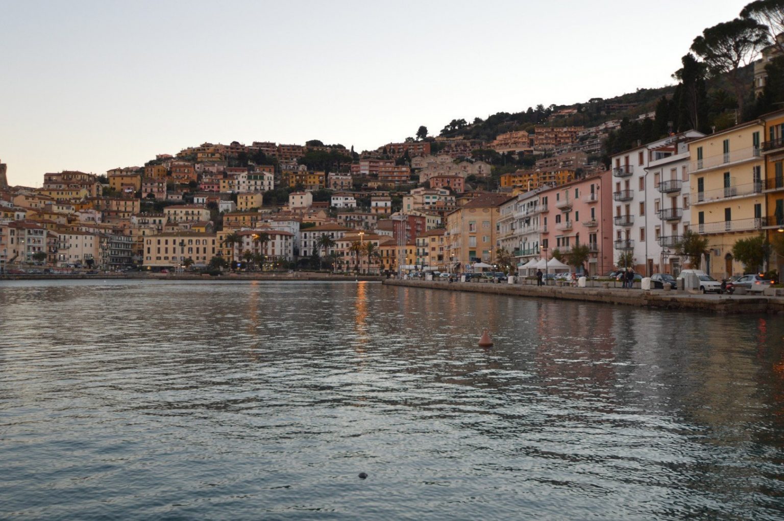 Il lungomare di Porto Santo Stefano