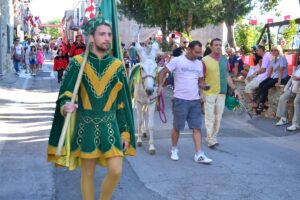 Un momento del corteo del palio 