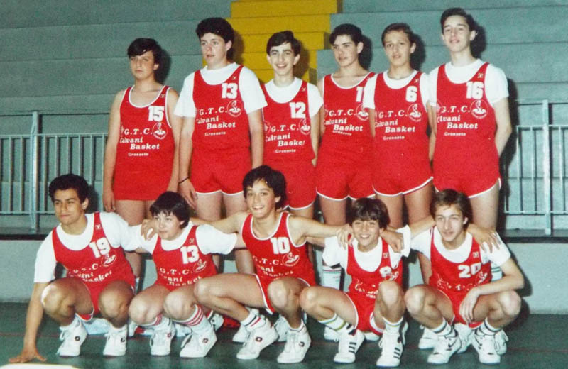 Fabrizio Rossi con il Basket Grosseto alla fine degli anni '80. Chi lo riconosce?