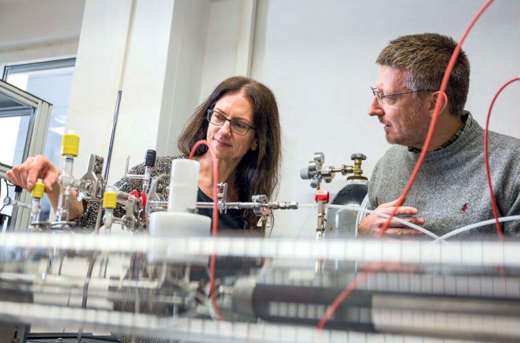 Paola Caselli in laboratorio