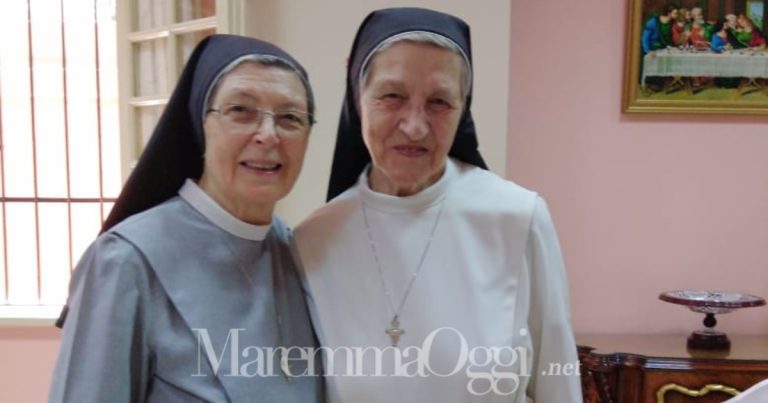 La missionaria Ileana Benetello (a sinistra) con una sorella