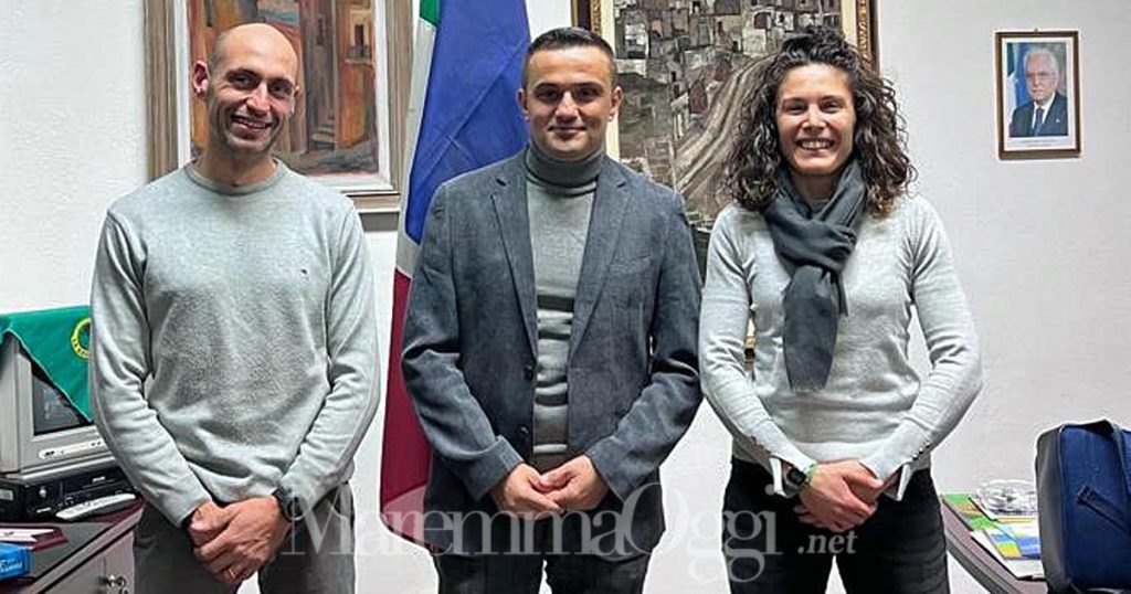 Due nuovi assunti in Provincia: con Francesco Limatola a sinistra Andrea Frascà, a destra Viola Fioravanti