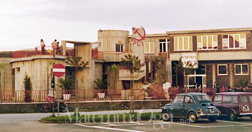 Una foto storica della casa del popolo di Gavorrano