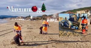 I tecnici della Vab hanno pulito la spiaggia a Castiglione della Pescaia