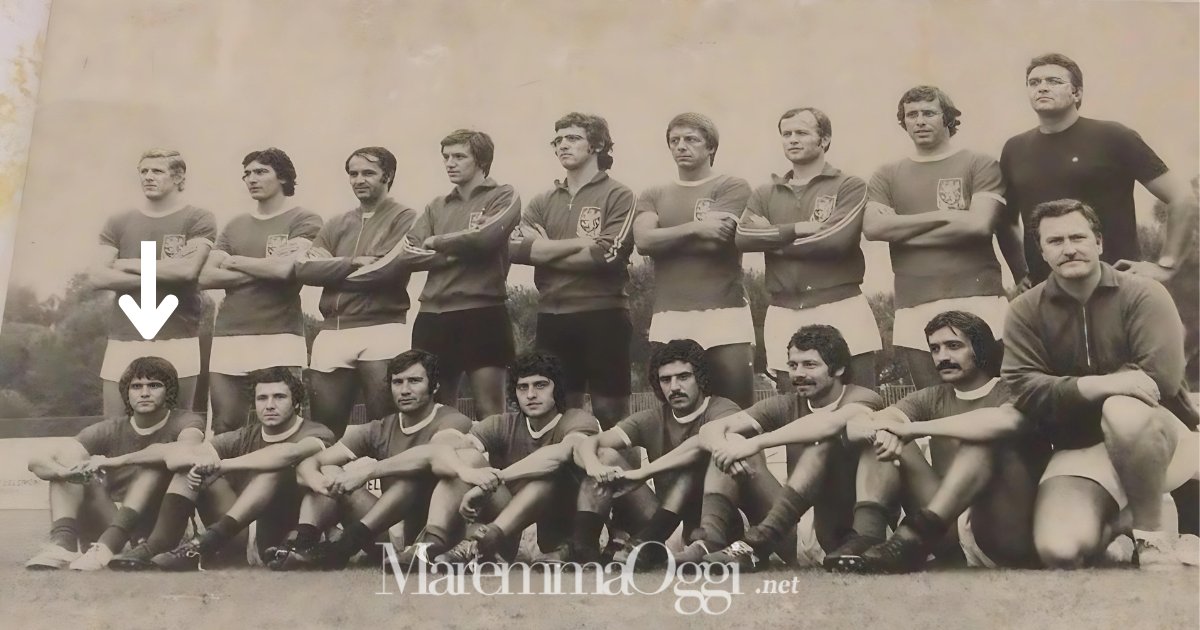 Enrico Marini in una formazione del Grosseto anni '70, allenatore Bassi