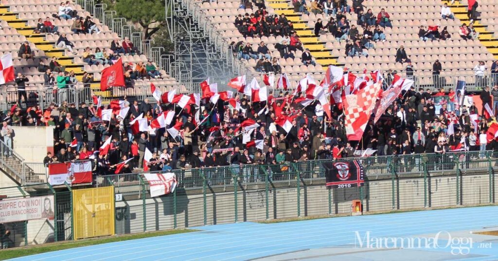 Grosseto-Livorno, tifosi del Grifone