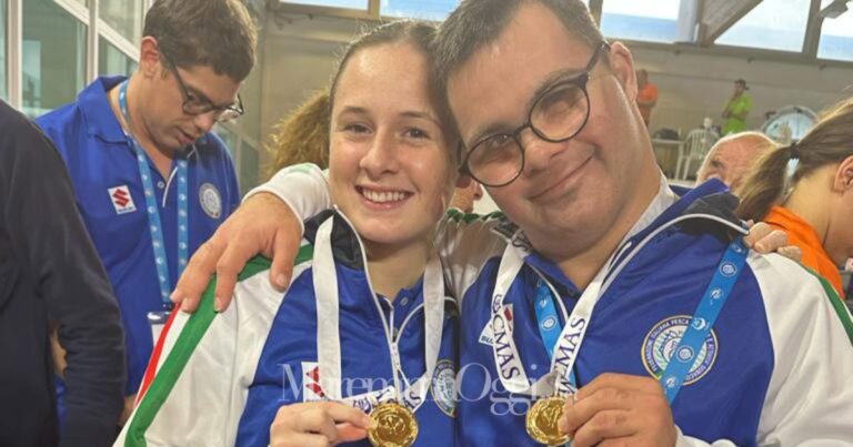 Mondiali di nuoto pinnato a Lignano Sabbiadoro, in trionfo Eleonora Guasconi e Matteo Bartolini