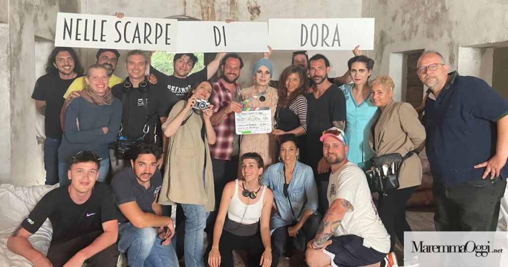 La troupe del cortometraggio "Nelle scarpe di Dora"