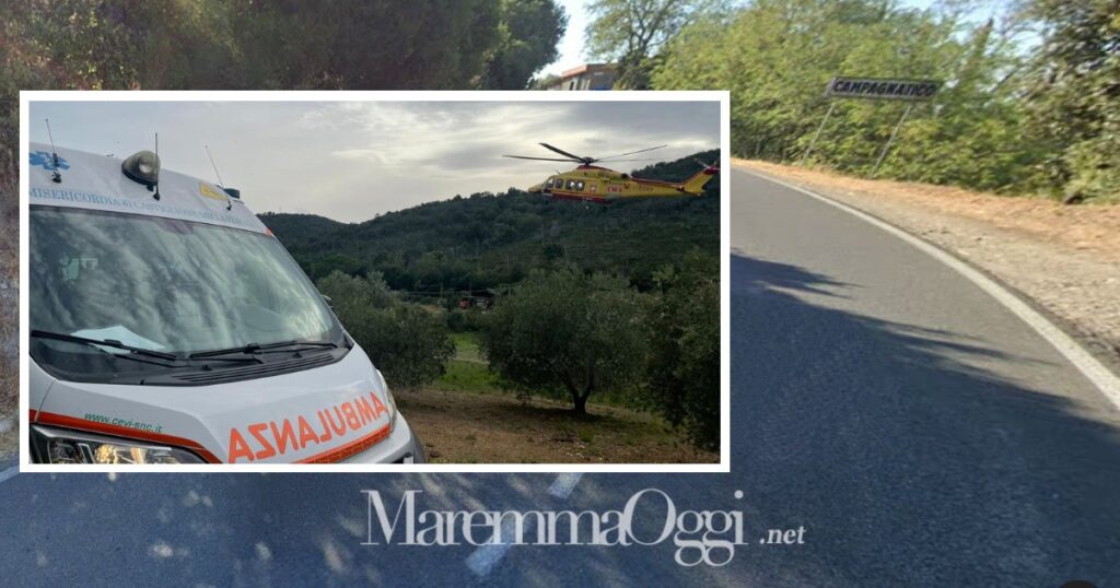 La provinciale 18 a Campagnatico e un'ambulanza della Misericordia, che è intervenuta sul posto