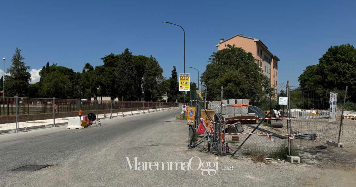 Il cantiere aperto per la "green way" in via Dei Barberi