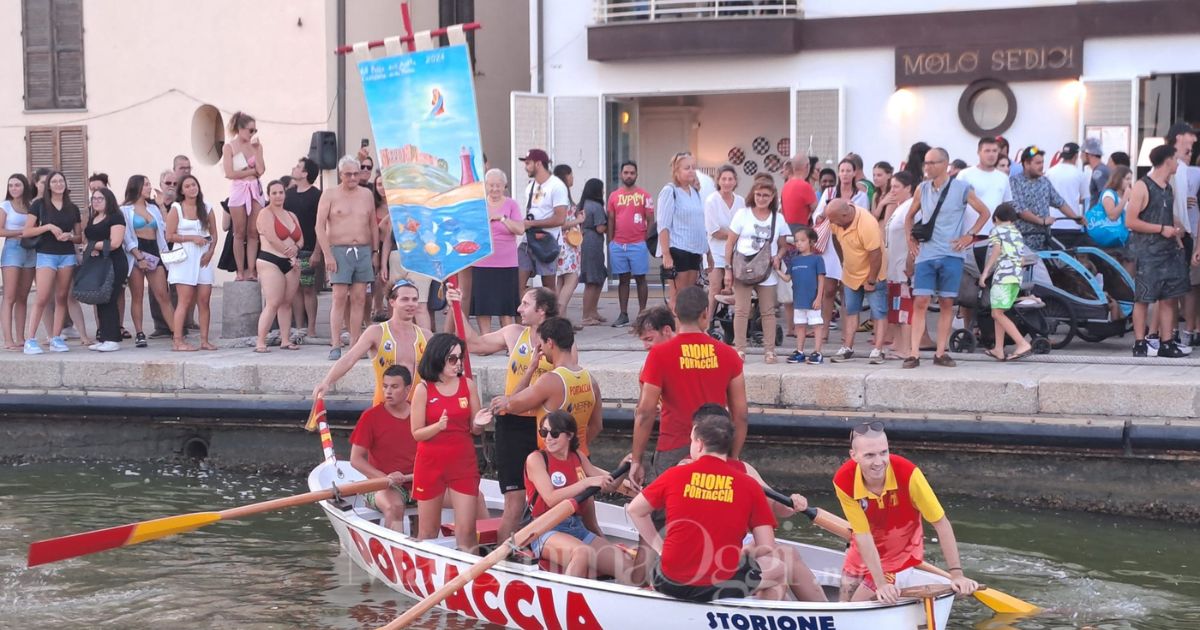 L'equipaggio della Portaccia con il Palio 