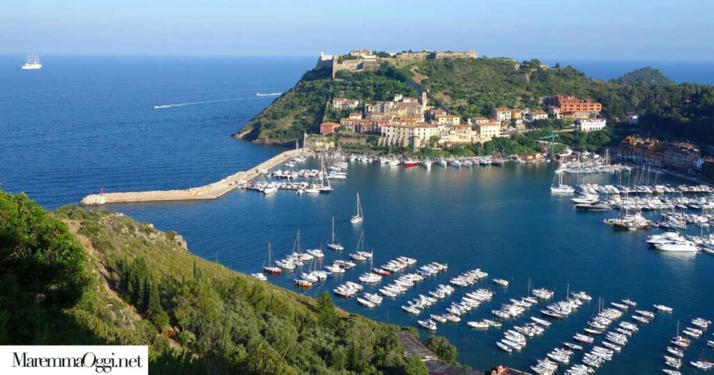 Porto Ercole vista dall'alto