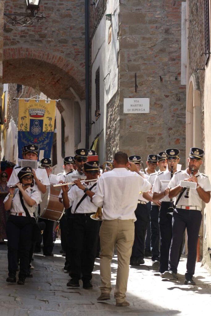 La processione per san Tommaso di Scarlino