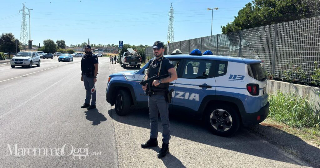 Una pattuglia della polizia