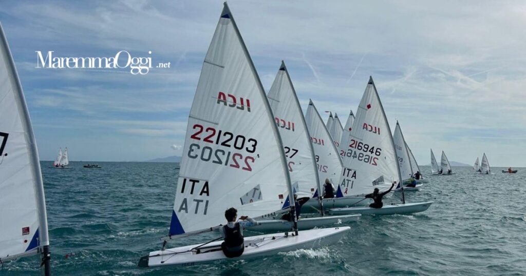 Una partenza della regata foto di Daniela Chiesi