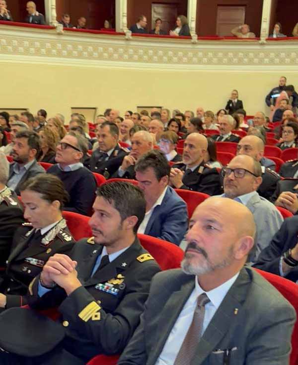 Il teatro degli Industri gremito per il convegno sulla sicurezza stradale