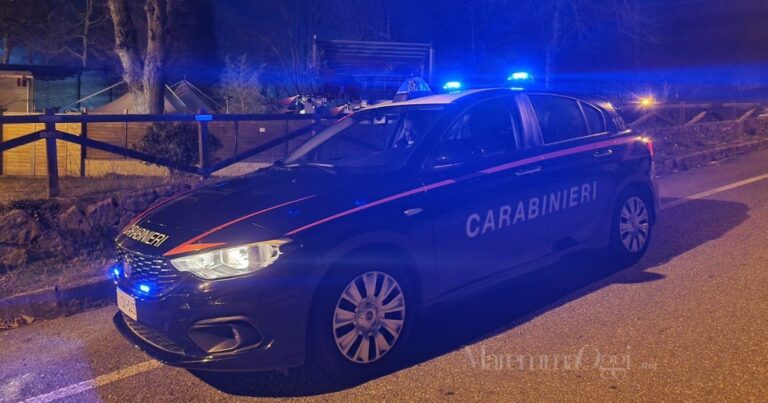 Sulla terribile vicenda indagano i carabinieri