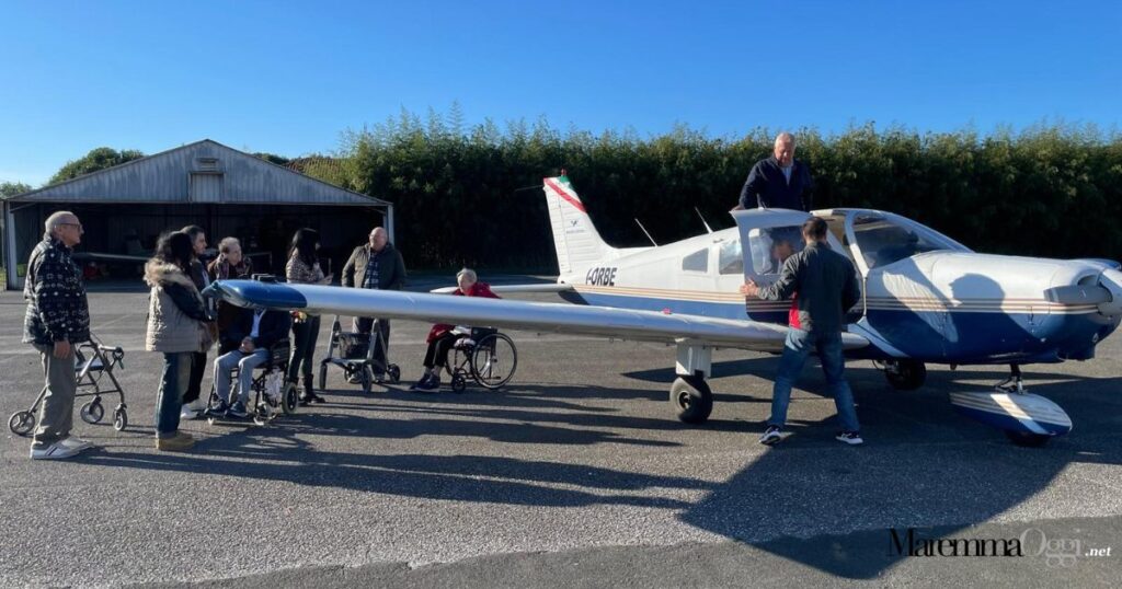 I nonni volanti alla partenza del volo