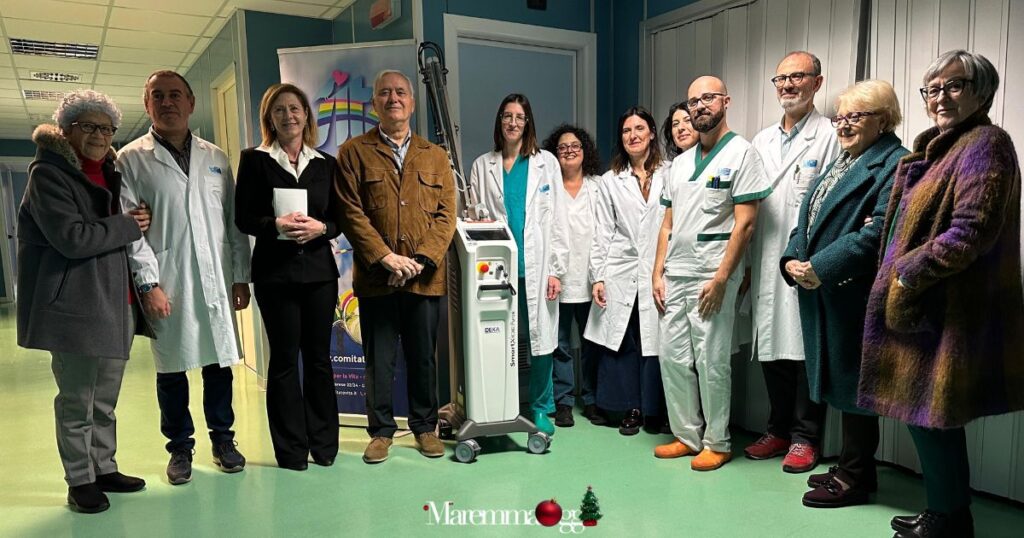 I volontari del Comitato per la Vita e il personale medico della Dermatologia