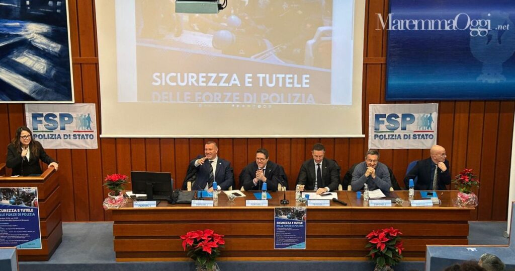 I presenti al convegno "Sicurezza e tutela delle forze di polizia"