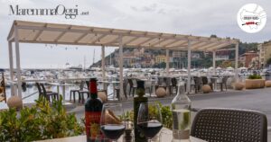 Vista sulle barche dal locale L'Isola Felice a Porto Ercole