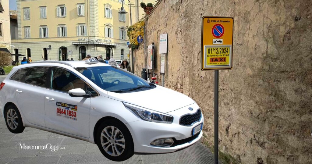 La postazione (provvisoria) dei taxi a porta Corsica e un taxi grossetano