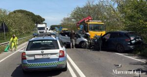 Scontro frontale sull'Aurelia a Capalbio